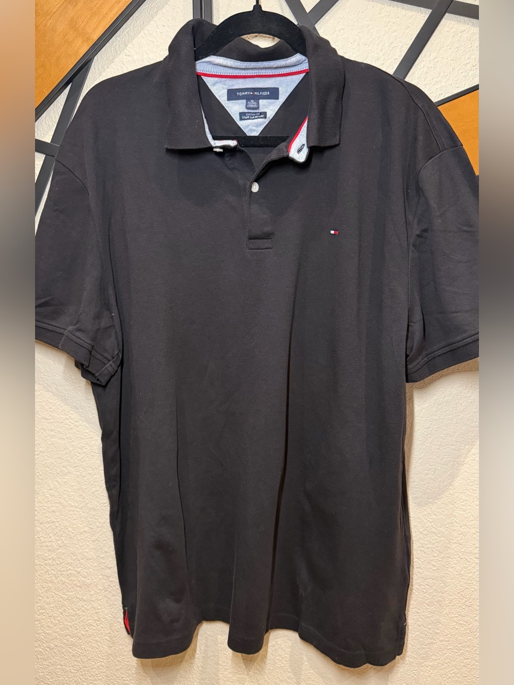 Tommy Hilfiger Men’s Black Polo with Signature Flag